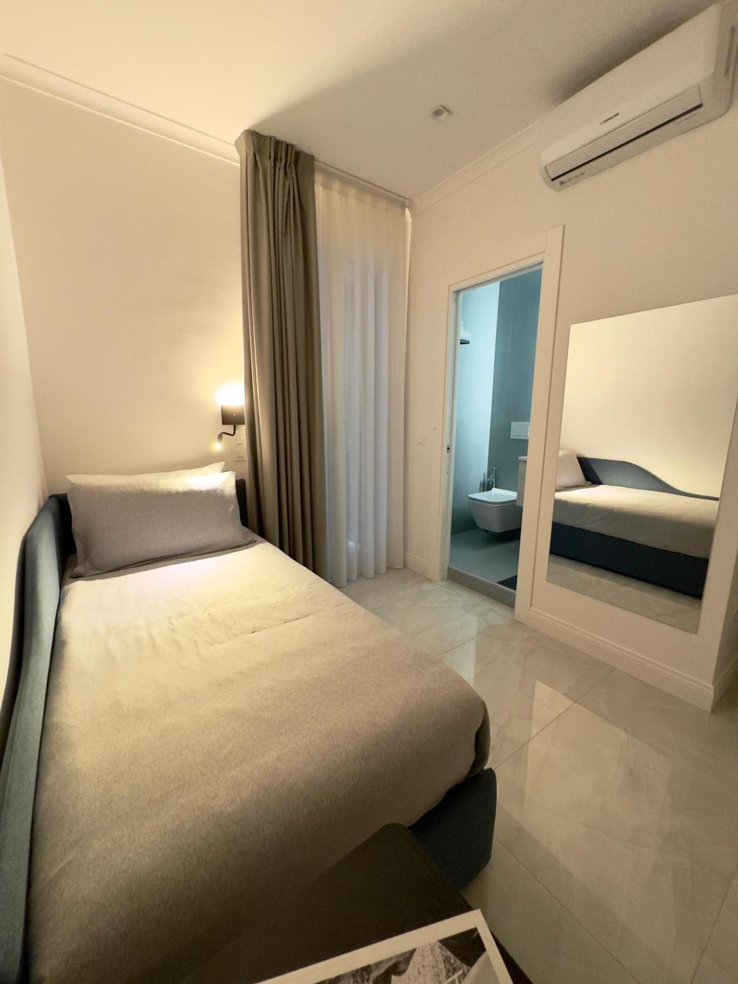 Carafa Rooms Neapel Exterior foto